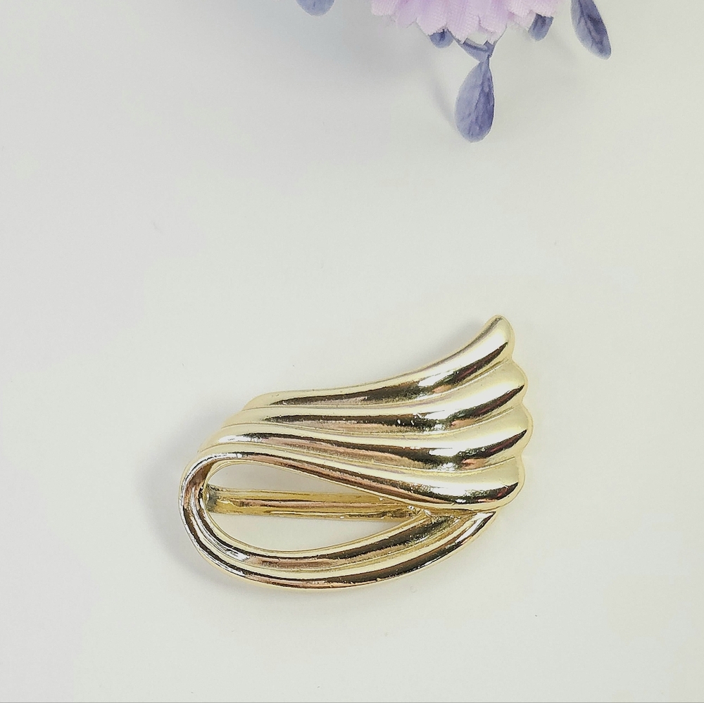 Vintage Piscitelli Gold Tone Angel Wing Scarf Slide Signed Piscitelli